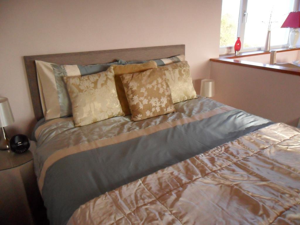 Bank Cottage B&B Newport  Habitación foto